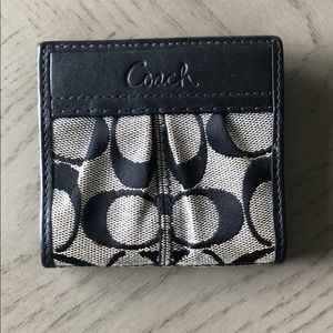 Coach Mini Wallet !